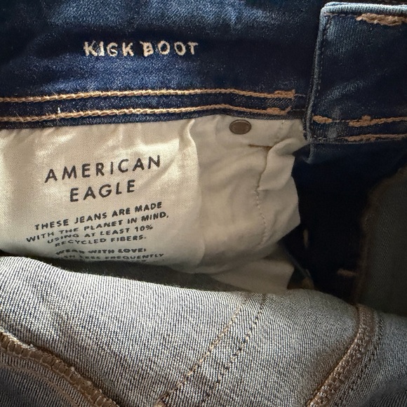 American Eagle Kick Bootcut Jeans | Size 6 | Distressed - Picture 4 of 6